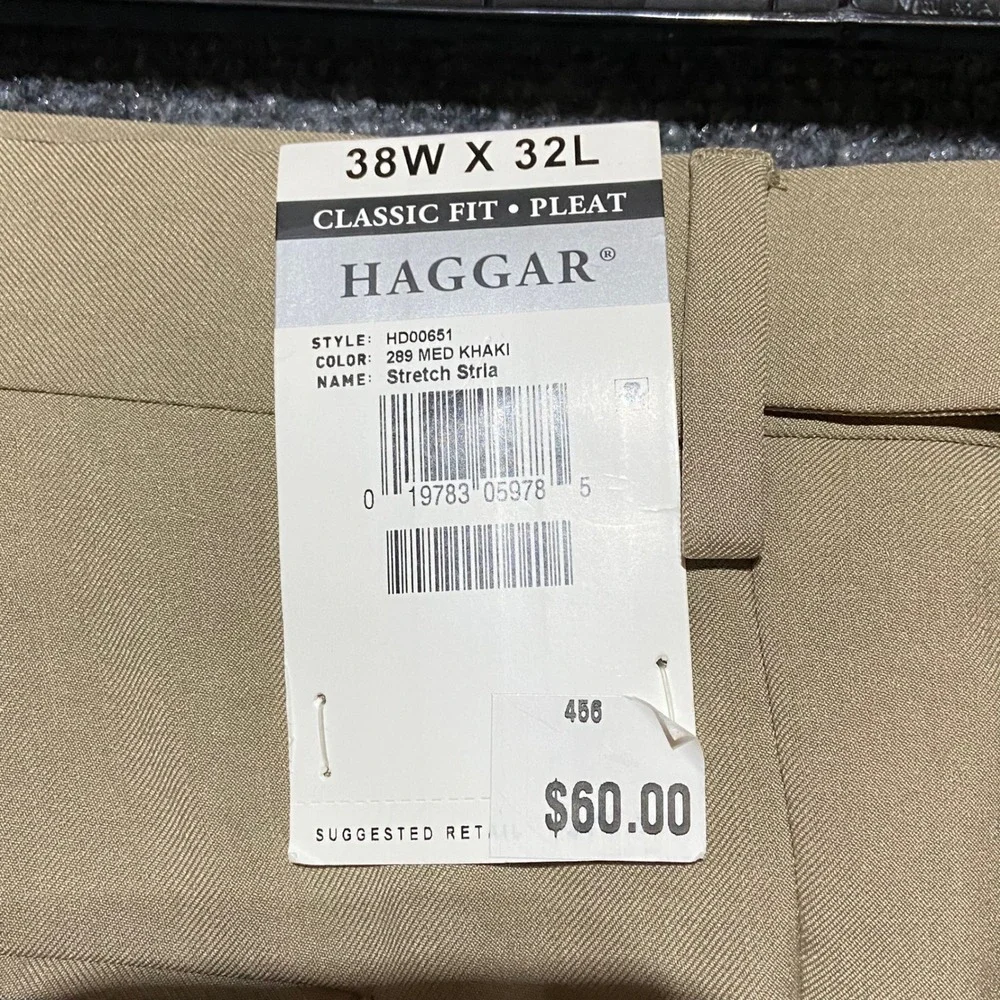 Haggar Mens Premium Comfort Dress Pant Classic Fit Pleated Khaki 38W 32L‎ NWT